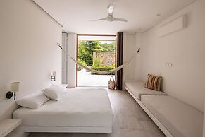 w Mind-blowing 4BR Villa w Pool at Mesa de Yeguas