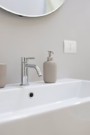 w Amazing 2BR in Centric in Florencia