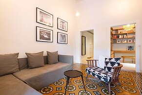 w Amazing 2BR in Centric in Florencia