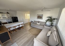 Beachside Getaway in Sunny Palm Beach