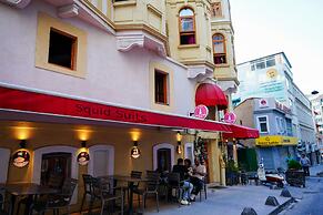 Squit Suits Hotel