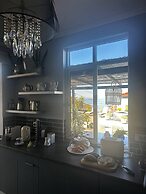 Miguel's Seaview Corner