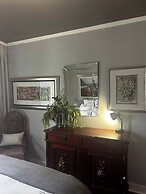 Miguel's Seaview Corner