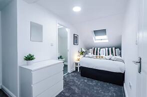 137 Watford Road