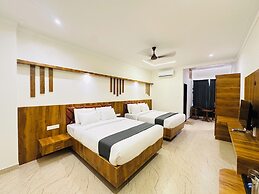 Shambhavi Hotel & Convention Centre