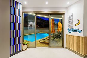 Echinus Blue Hotel