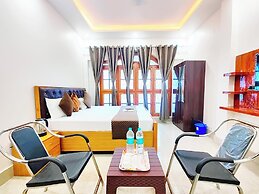 Hotel Mateshwari Palace Ayodhya