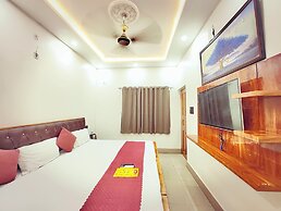 Hotel Mateshwari Palace Ayodhya