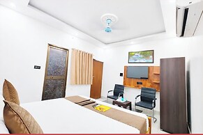 Hotel Mateshwari Palace Ayodhya