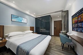 CANTON ISLE HOTEL