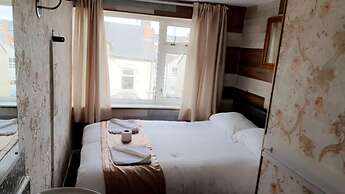 The Clarendon Hotel