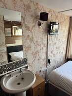 The Clarendon Hotel