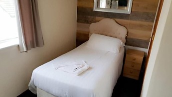 The Clarendon Hotel
