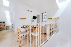 The Sunny Duplex at BoaVista Flats