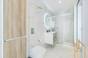 The Sunny Duplex at BoaVista Flats