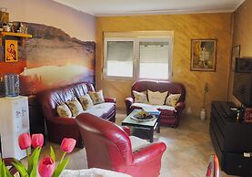 Villa Paraiso with Pool