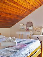 Villa Paraiso with Pool