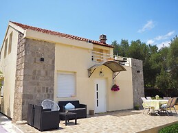 Villa Paraiso with Pool