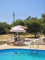 Villa Paraiso with Pool