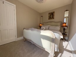 Ivy House