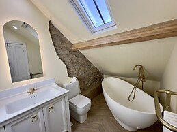Ivy House