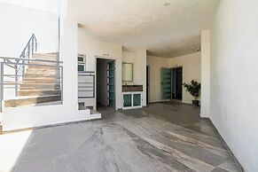 House with Terrace & Pool in Coyula