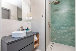 Villa River Rose With Pool and Jacuzzi