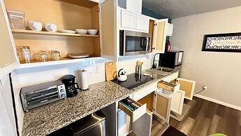 Budget-friendly Studio in OKC Private Entry 20-3