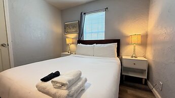 Budget-friendly Studio in OKC Private Entry 20-3
