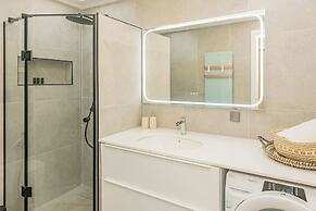Plantaea Studio - Athens Escape