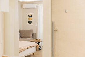 Plantaea Studio - Athens Escape