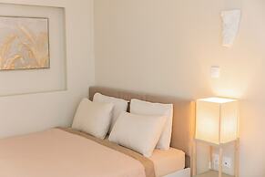 Plantaea Studio - Athens Escape