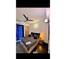 Luxury lofty heaven studio Apartment