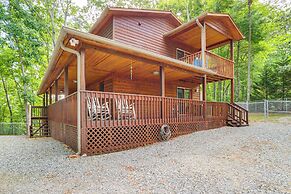 Year-round Mtn View: Pet-friendly Murphy Retreat
