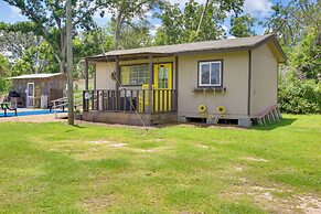 5 Mi to Mt Vernon Shops: Peaceful Cottage!