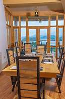 NDERE  ECHIFUUHA RESORT