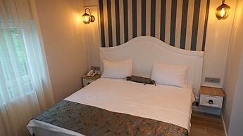 Beyaz Ev Hotel Restaurant