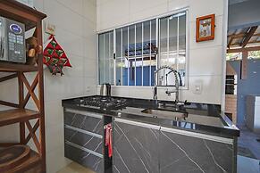 Casa pet Friendly c Churrasqueira em Boraceia