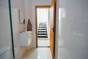 Casa pet Friendly c Churrasqueira em Boraceia