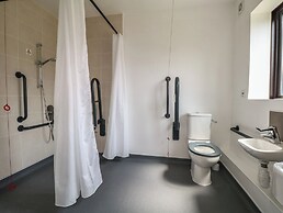 Marine Court Ground-floor Accessible Twin