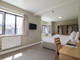 Marine Court Ground-floor Accessible Twin