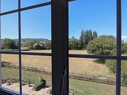 Leafield Cottage