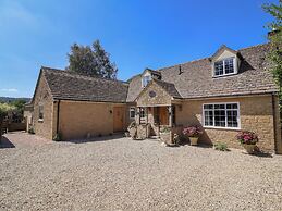 Leafield Cottage