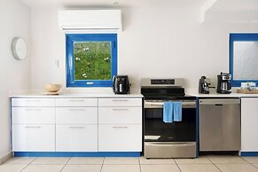 Ocean Park 3BD-3BA Pool Walktobeach