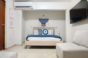 Ocean Park 3BD-3BA Pool Walktobeach -689