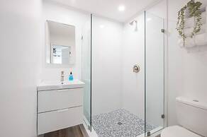 Laughing Bird Suites