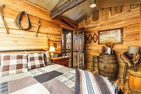 Ohio Starlight Glamping Cabins