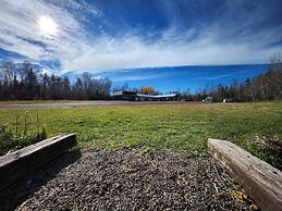 Maple Grove Lodging