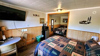 Maple Grove Lodging