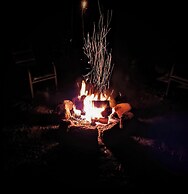 Maple Grove Lodging